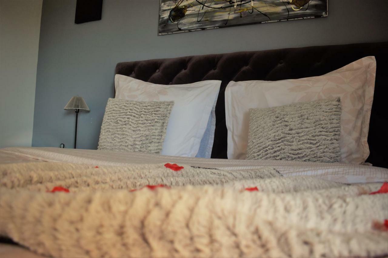 La Magie Des Reves Hotel Montréjeau Kültér fotó